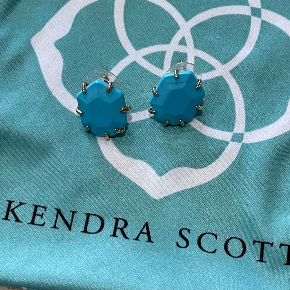 Kendra Scott blue “Morgan” earrings
